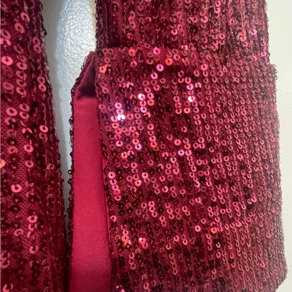 Burgundy sequin dress with a slit, sequins dress - Picture 4 of 4